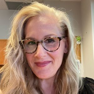 Meet your Posher, Robin